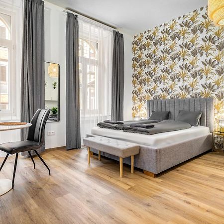 Bazilika-D45 Premium Suites Будапеща Екстериор снимка