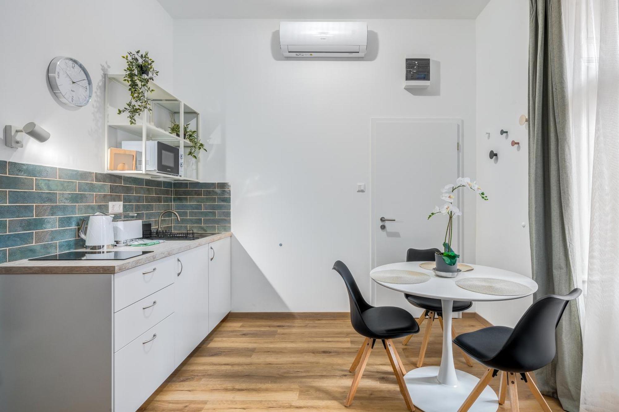 Bazilika-D45 Premium Suites Будапеща Екстериор снимка